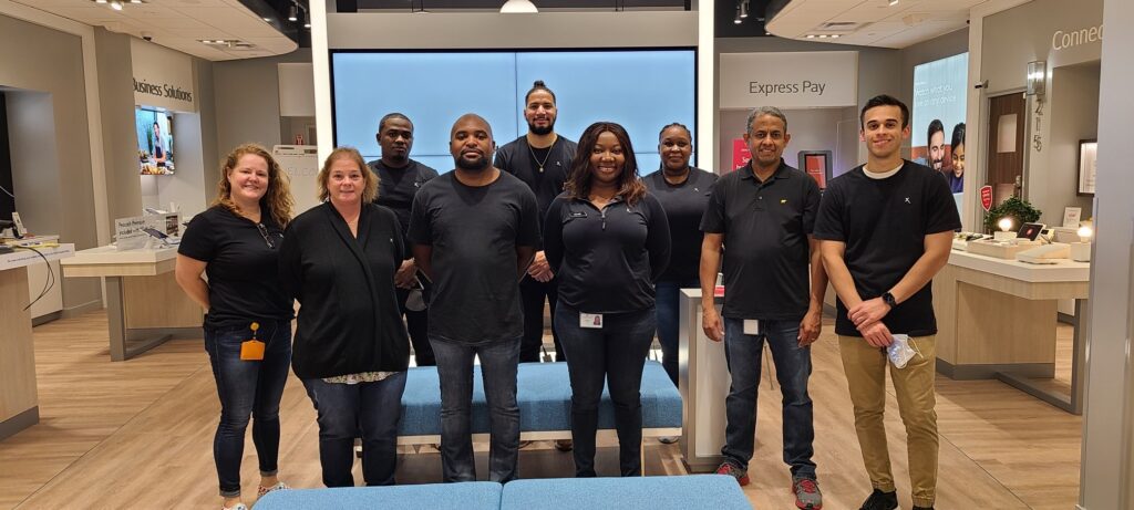 Comcast Opens New Xfinity Store in Plainville | Comcast New England