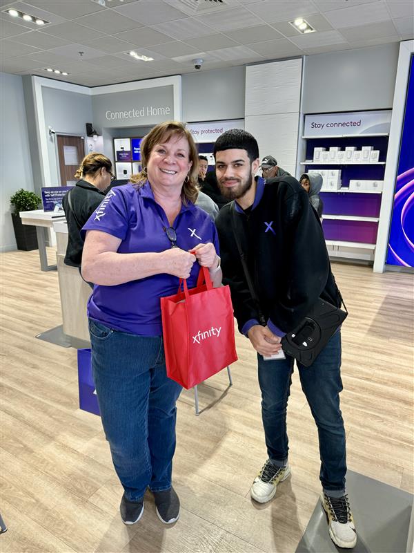 Carolyne Hannan at Xfinity Store in Connecticut